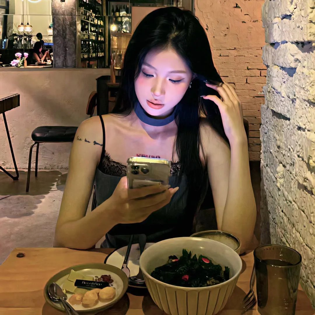 艾蜜莉·布莱尔的秘密